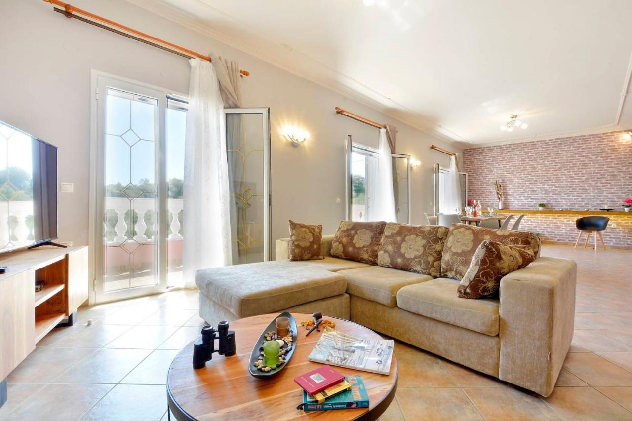 Tranquil Corfu 3 Bedrooms Chrinos Gated Pool *