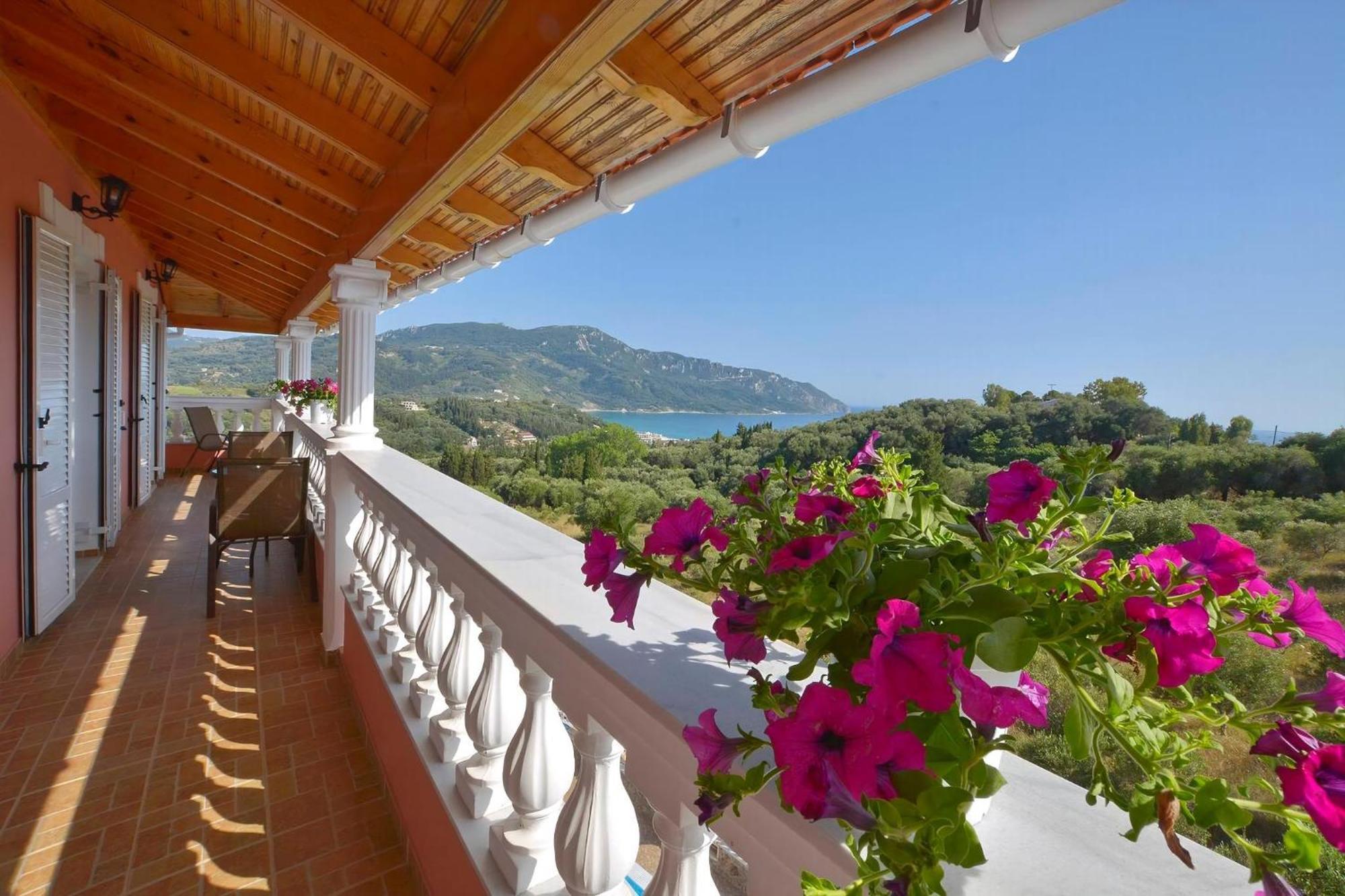 Tranquil Corfu 3 Bedrooms Chrinos Gated Pool *