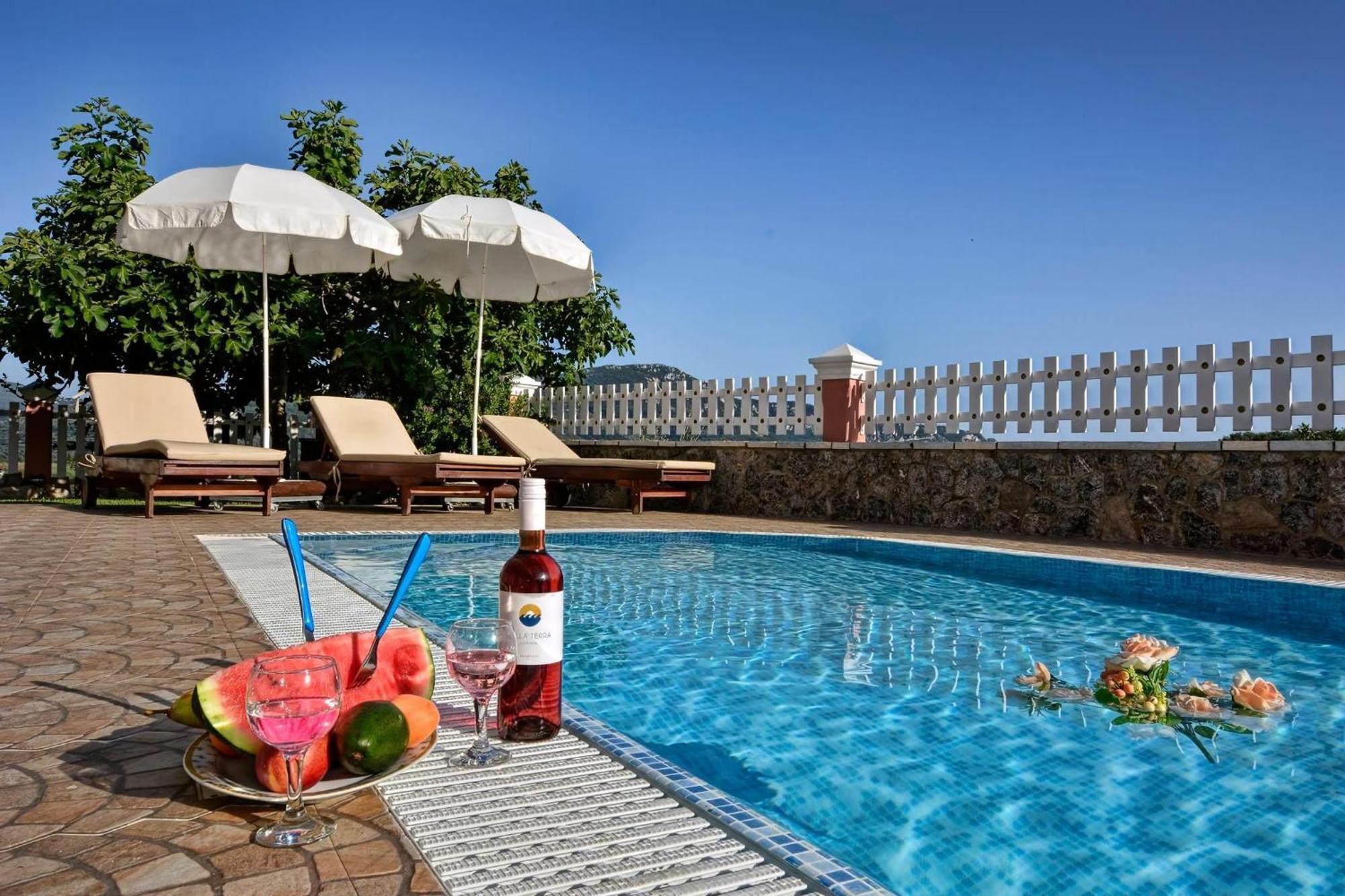 Villa Tranquil Corfu 3 Bedrooms Chrinos Gated Pool