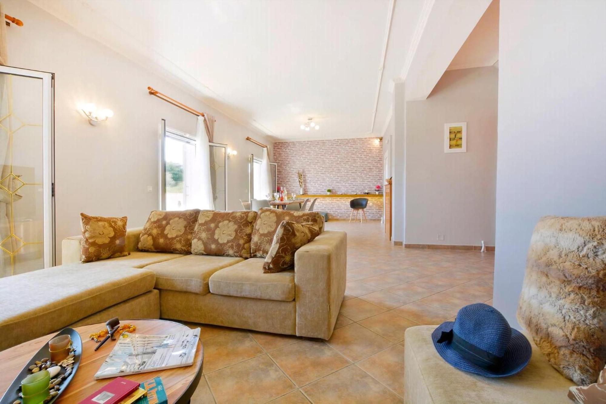 Tranquil Corfu 3 Bedrooms Chrinos Gated Pool Villa *